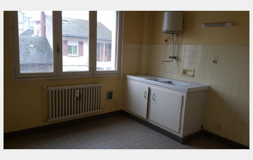 ABRIS & CO IMMOBILIER : Appartement | CHAMBERY (73000) | 54 m2 | 717 € 