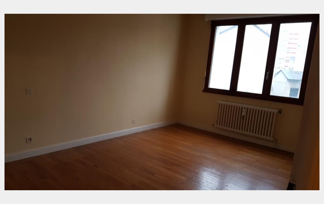 ABRIS & CO IMMOBILIER : Appartement | CHAMBERY (73000) | 54 m2 | 717 € 