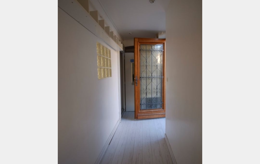 ABRIS & CO IMMOBILIER : Appartement | CHAMBERY (73000) | 49 m2 | 610 € 