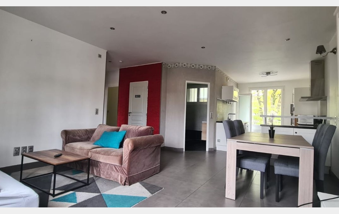 ABRIS & CO IMMOBILIER : Apartment | CHAMBERY (73000) | 70 m2 | 1 103 € 